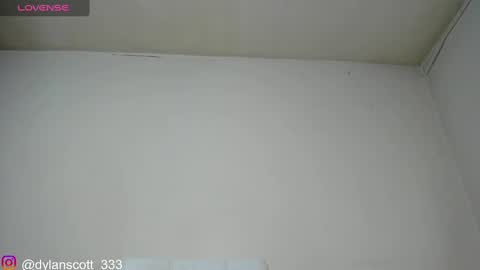 Snapshot of dylanscott_106 chatting on February 2025 09:07:02 PM dylanscott_106 online show from February 2025 09:07:02 PM