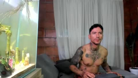 D Y L A N online show from May 2026 05:46:01 AM