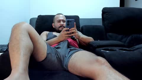 Dylann and Willy online show from March 2026 11:09:01 PM