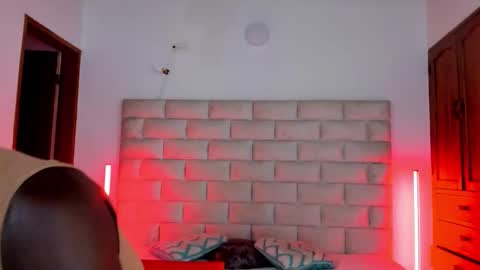 Dylan Taylor online show from January 2026 12:18:01 PM