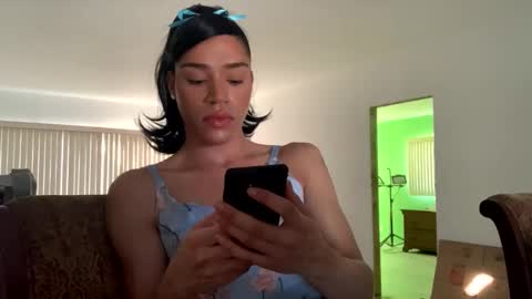 Dynasty online show from February 2025 10:04:02 PM