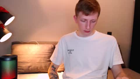 Julia and Dima online show from November 2025 09:28:01 PM