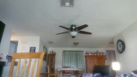 dzznutzzz online show from October 2025 03:20:01 PM