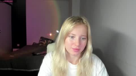 fansly - yourbestbaby online show from December 2024 05:42:02 AM