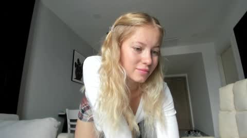 fansly - yourbestbaby online show from January 2025 02:35:01 AM