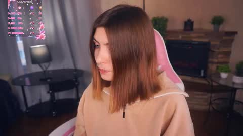 Emma online show from October 2025 06:33:01 AM