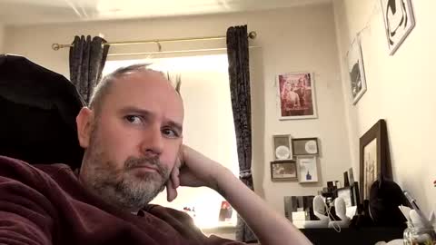 Snapshot of eastmidssoul chatting on January 2025 12:09:02 PM eastmidssoul online show from January 2025 12:09:02 PM