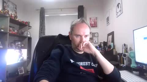 Snapshot of eastmidssoul chatting on December 2025 08:34:01 AM eastmidssoul online show from December 2025 08:34:01 AM