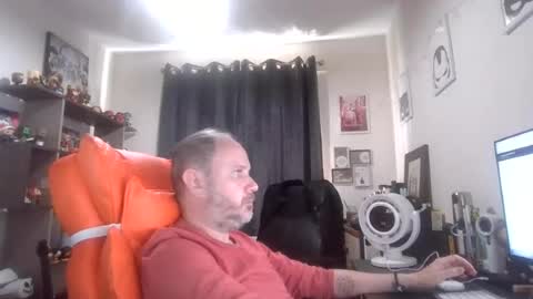 Snapshot of eastmidssoul chatting on June 2026 08:24:01 AM eastmidssoul online show from June 2026 08:24:01 AM