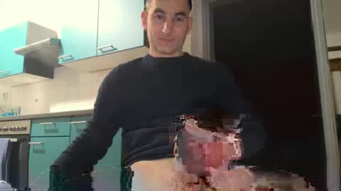 Andrew online show from November 2025 11:14:01 PM