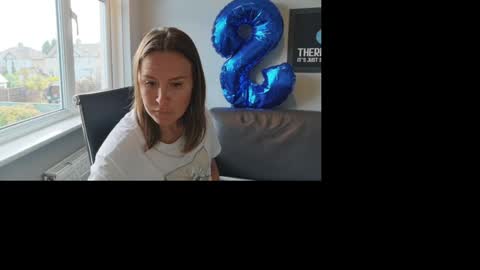 Nadia Ferreira  online show from May 2026 11:29:01 AM