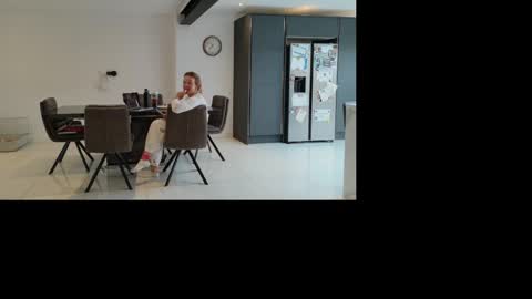 Nadia Ferreira  online show from May 2026 09:38:01 AM