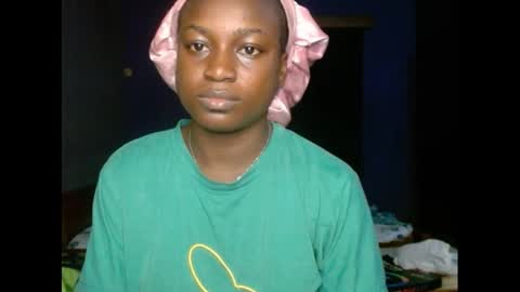 eatuupx online show from February 2025 07:05:02 PM