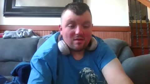 Eazyb91 online show from April 2026 05:35:01 PM
