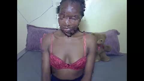 Snapshot of eboniana chatting on March 2025 06:58:02 PM eboniana online show from March 2025 06:58:02 PM