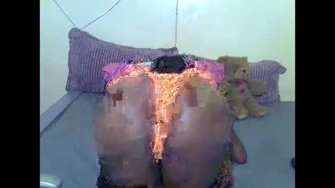 Snapshot of eboniana chatting on March 2025 02:30:02 AM eboniana online show from March 2025 02:30:02 AM