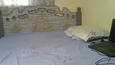 Queen online show from January 2026 04:18:01 AM