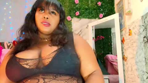 ANGIE online show from October 2025 01:11:01 AM