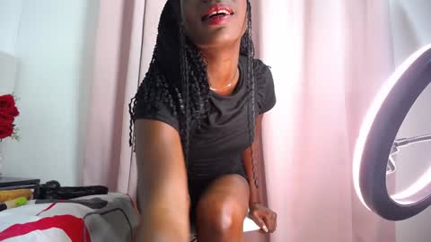 Snapshot of ebony_baby1 chatting on February 2025 11:37:02 PM Baby online show from February 2025 11:37:02 PM