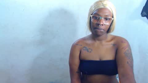 Snapshot of ebony_chayna chatting on December 2024 07:31:02 PM chayna smith online show from December 2024 07:31:02 PM