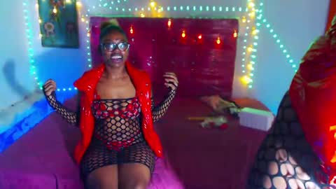 Snapshot of ebony_chayna chatting on April 2026 04:43:02 AM chayna smith online show from April 2026 04:43:02 AM