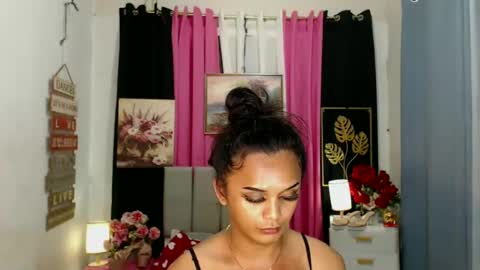 Snapshot of ebony_enchantress chatting on January 2025 05:45:01 PM BEA DONT FORGET TO FOLLOW ME online show from January 2025 05:45:01 PM