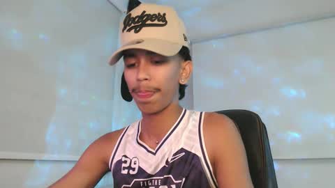 ebony_fuckboy online show from November 2025 06:51:01 PM