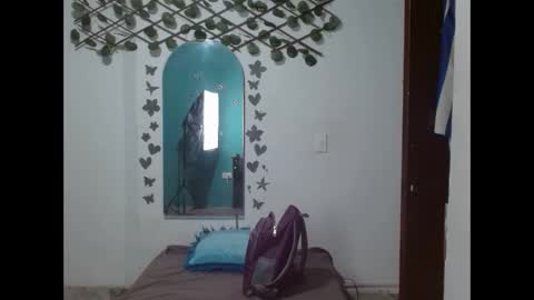 ebony_luna1 online show from April 2026 12:18:01 PM