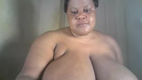 ebony_magixs online show from October 2025 01:47:02 AM