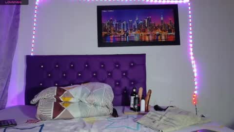 LINA  online show from April 2026 03:53:02 AM