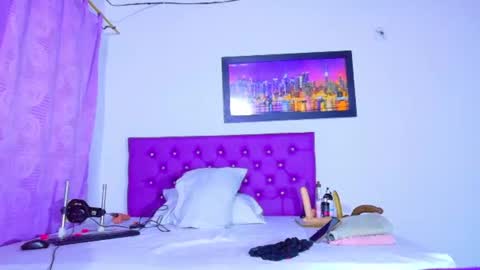 LINA  online show from July 2026 03:09:02 AM