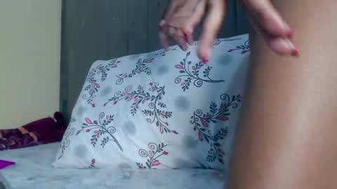 EBONY PETITE online show from March 2025 07:32:02 AM