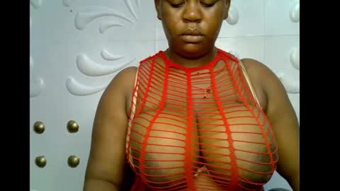 Snapshot of ebony_plumx12 chatting on November 2025 08:02:02 AM Prisy online show from November 2025 08:02:02 AM