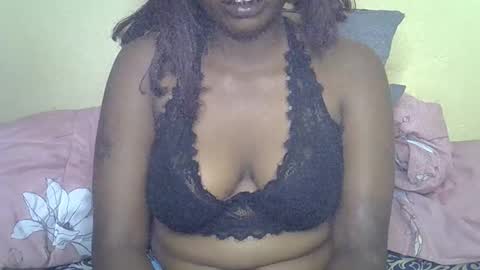 Snapshot of ebony_rubie chatting on December 2025 06:16:01 PM ebony_rubie online show from December 2025 06:16:01 PM