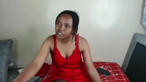 ebony_sluttt online show from October 2025 07:01:02 AM
