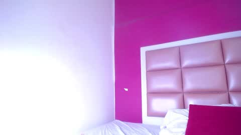 Snapshot of ebony_sugar_mommy chatting on December 2024 11:19:02 PM MILENA online show from December 2024 11:19:02 PM