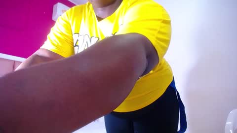 Snapshot of ebony_sugar_mommy chatting on January 2025 02:22:02 AM MILENA online show from January 2025 02:22:02 AM