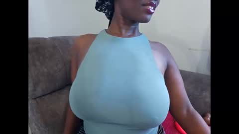 Ebony Melanie online show from October 2025 12:24:01 PM