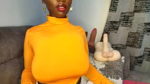 Ebony Melanie online show from February 2026 10:47:01 PM