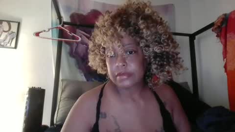 Snapshot of ebonydezire00 chatting on July 2026 03:02:02 AM ebonydezire00 online show from July 2026 03:02:02 AM