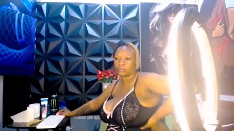 ebonyfancyfacexxx online show from November 2025 08:09:01 PM