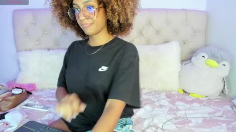 Queen Ebony online show from February 2025 03:35:02 AM