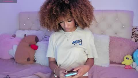 Snapshot of ebonygoddes03 chatting on November 2025 08:30:01 PM Queen Ebony online show from November 2025 08:30:01 PM