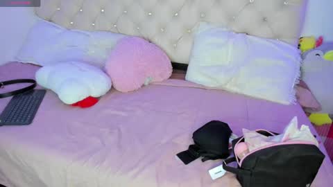 Queen Ebony online show from April 2026 10:56:02 PM