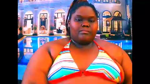 ebonyhotbuns4u2luv online show from April 2026 12:40:01 PM