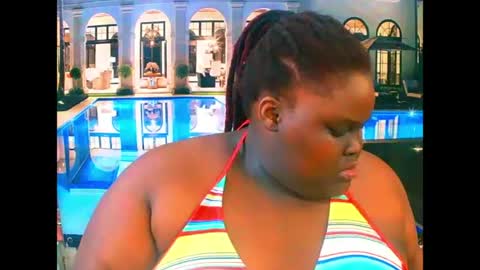 ebonyhotbuns4u2luv online show from July 2026 06:28:01 PM