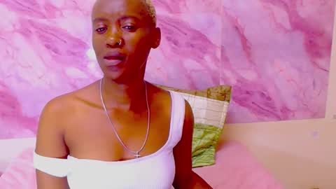 Cindy online show from October 2025 05:53:01 PM