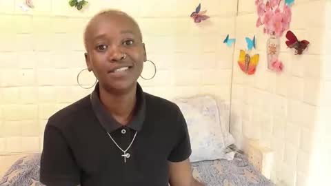 Cindy online show from November 2025 05:25:02 PM