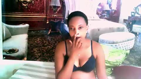 Snapshot of ebonyseductionz chatting on January 2025 12:57:02 AM Zammy online show from January 2025 12:57:02 AM