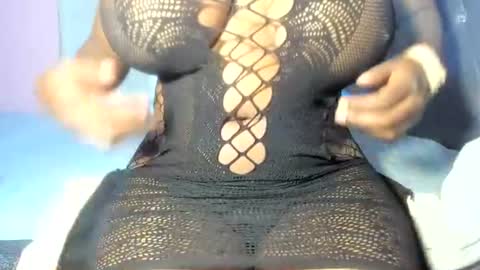 ebonysmiles00 online show from July 2026 04:52:02 AM